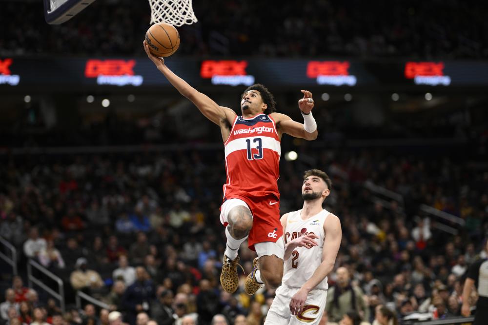 正是因为他 正是因为他