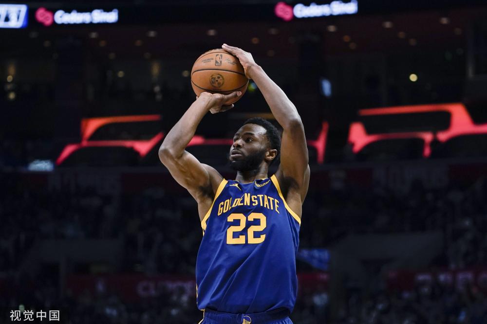 詹姆斯在比 詹姆斯在比