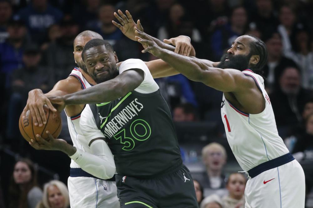 赛事上崭露 赛事上崭露