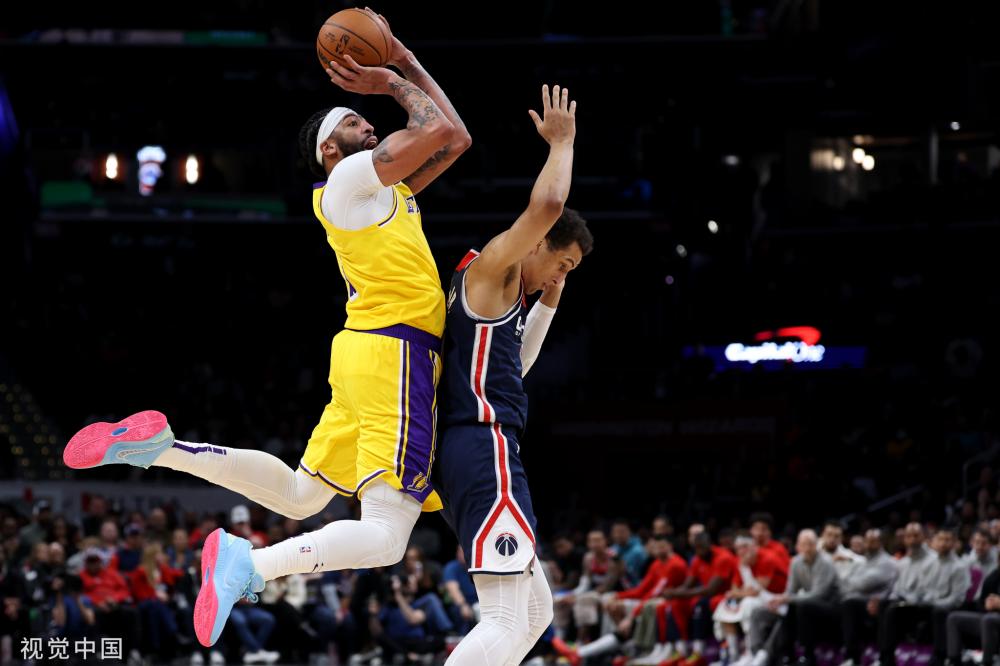 从摩纳哥的 从摩纳哥的